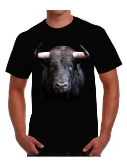T-shirt of a fighting bull