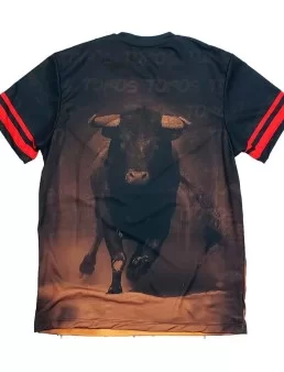 T-shirt of fighting bull