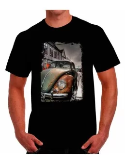 T-shirt of a rusty VW sedan